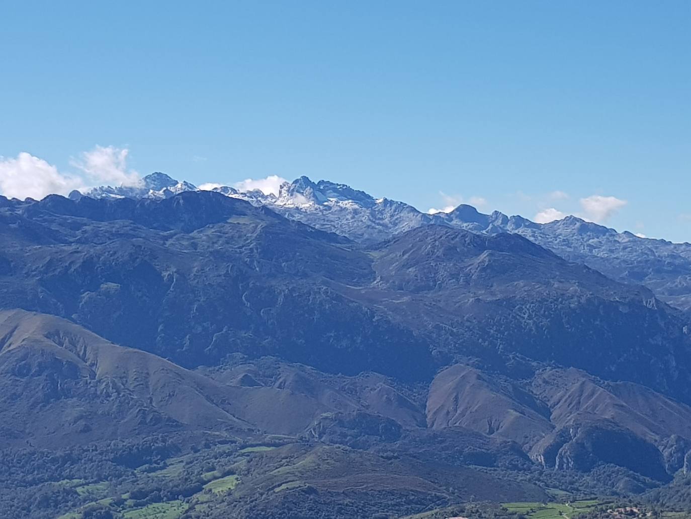 Ruta a Peña Blanca desde Asiegu (Cabrales) El Comercio Diario de